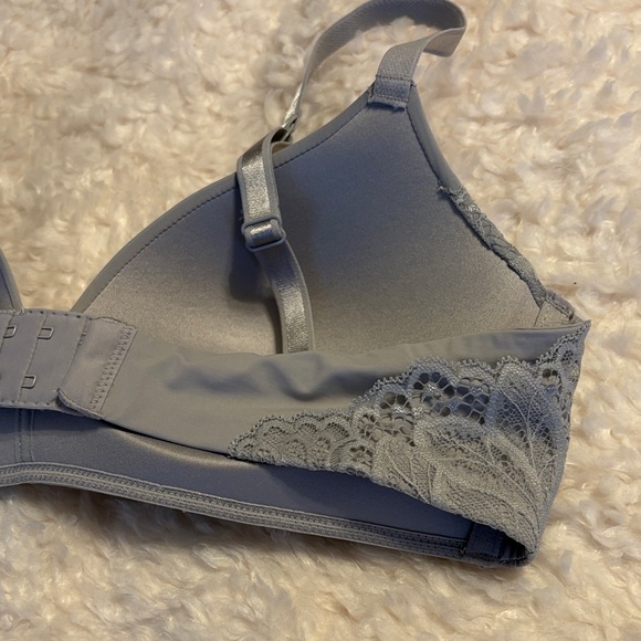 NWT Auden Light Gray Bliss Wirefree Bra 36B - Picture 7 of 8